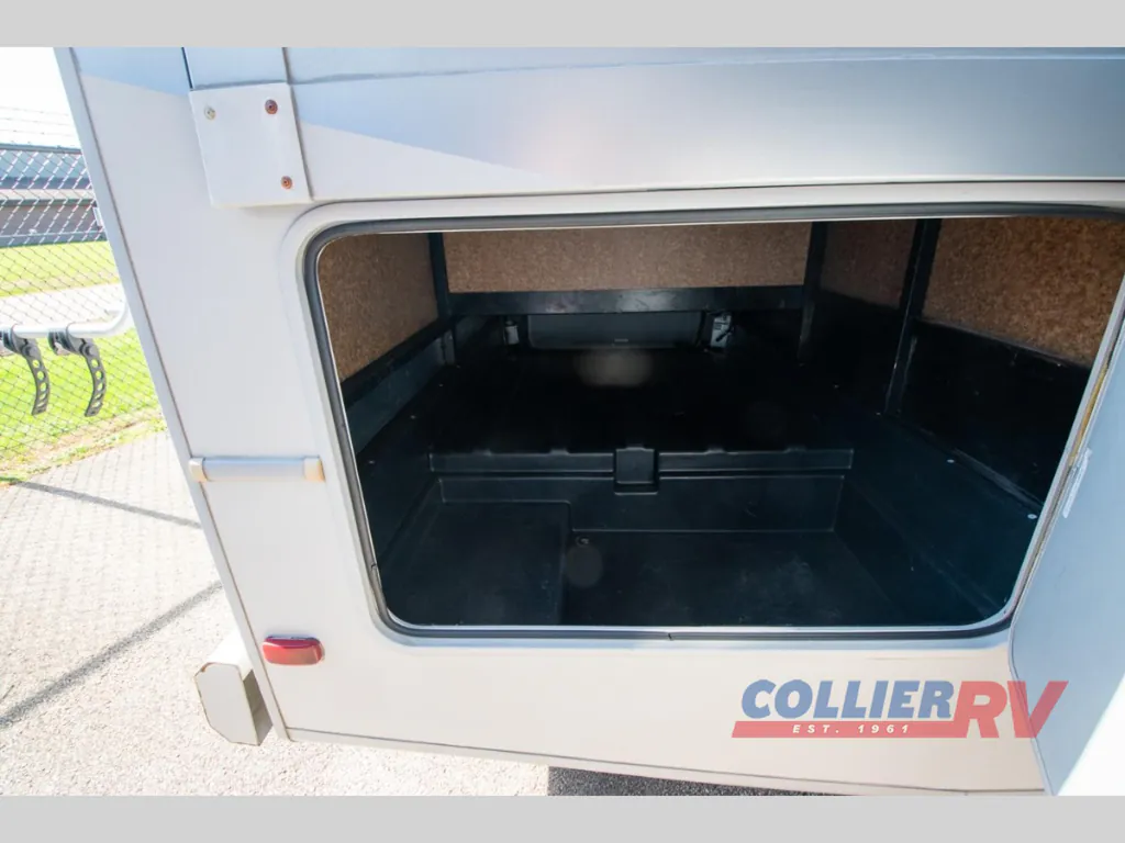 2015 Forest River FR3 30DS, Photos photo 2