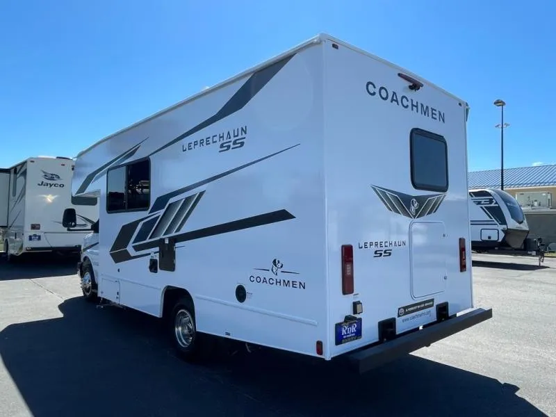 2027 Coachmen Leprechaun 210QSS CHEVY 3500 - Photo 3