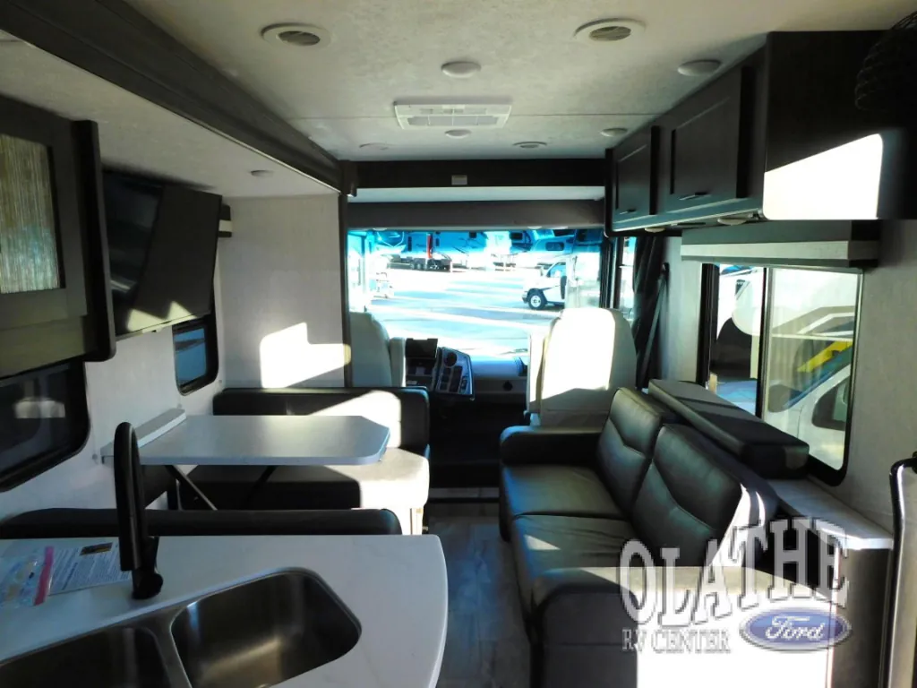 2024 Coachmen Pursuit 31BH, Photos photo 12