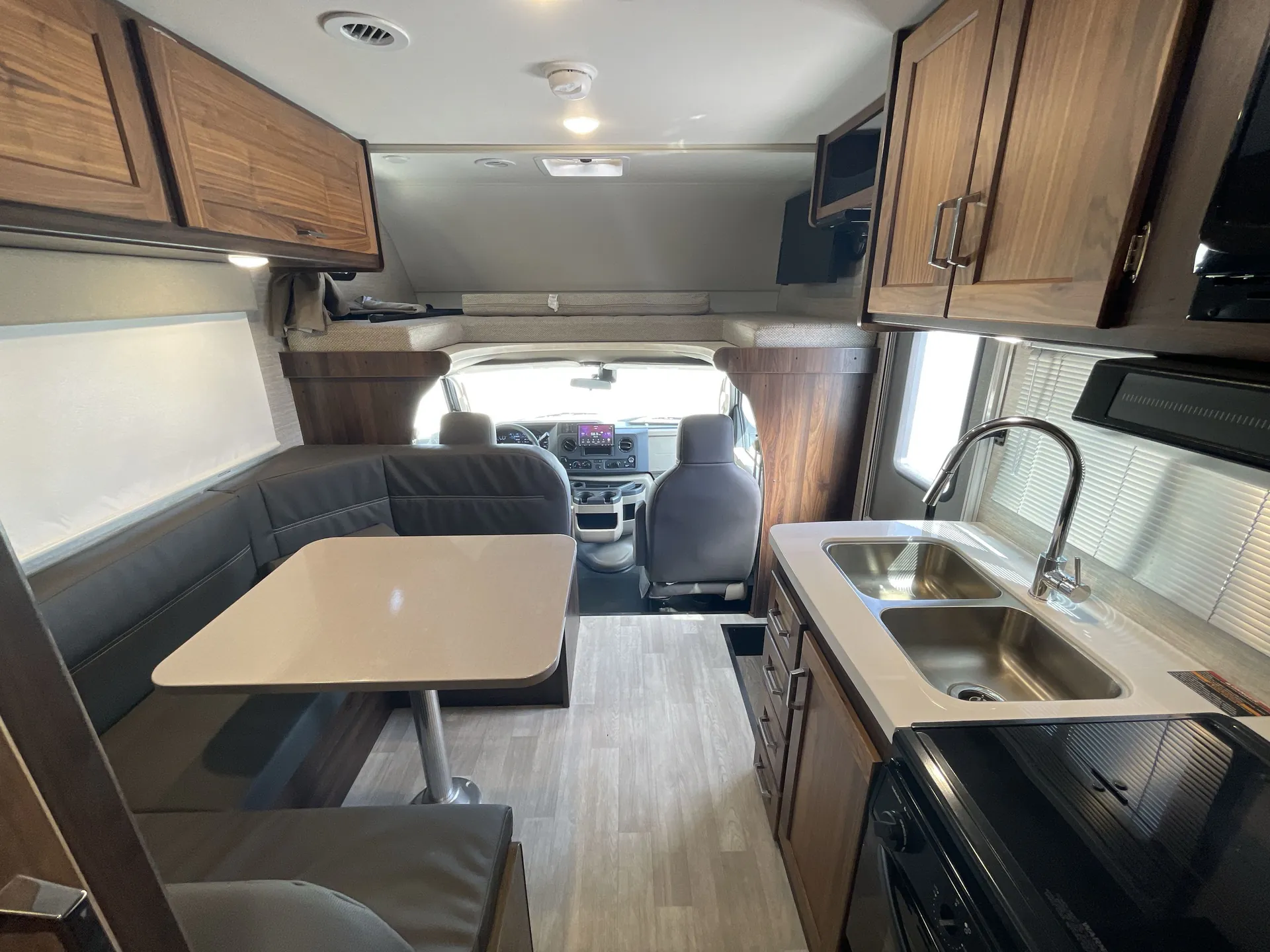 2024 Winnebago Spirit 22M — living area main