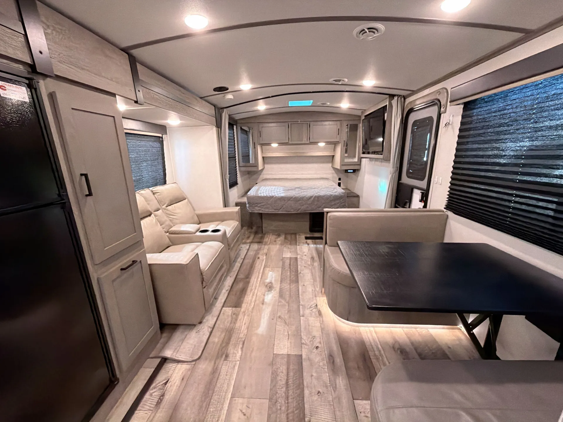 2021 Winnebago Forza 38W — living area main