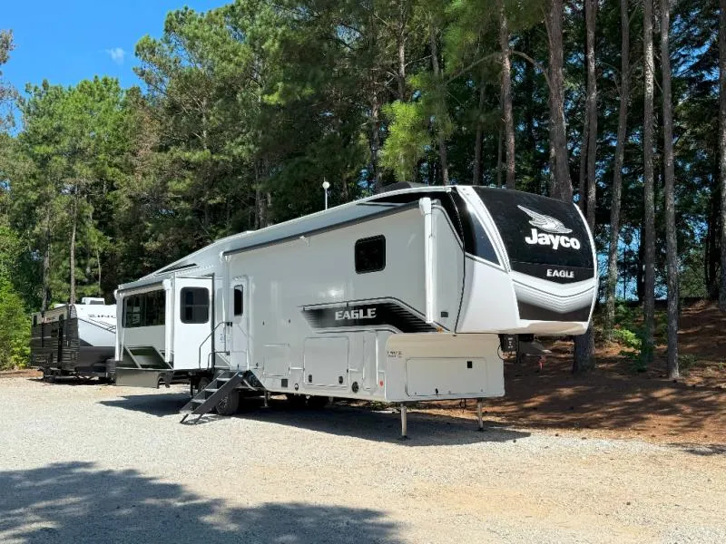 2026 Jayco Eagle 355MBQS - Photo 2