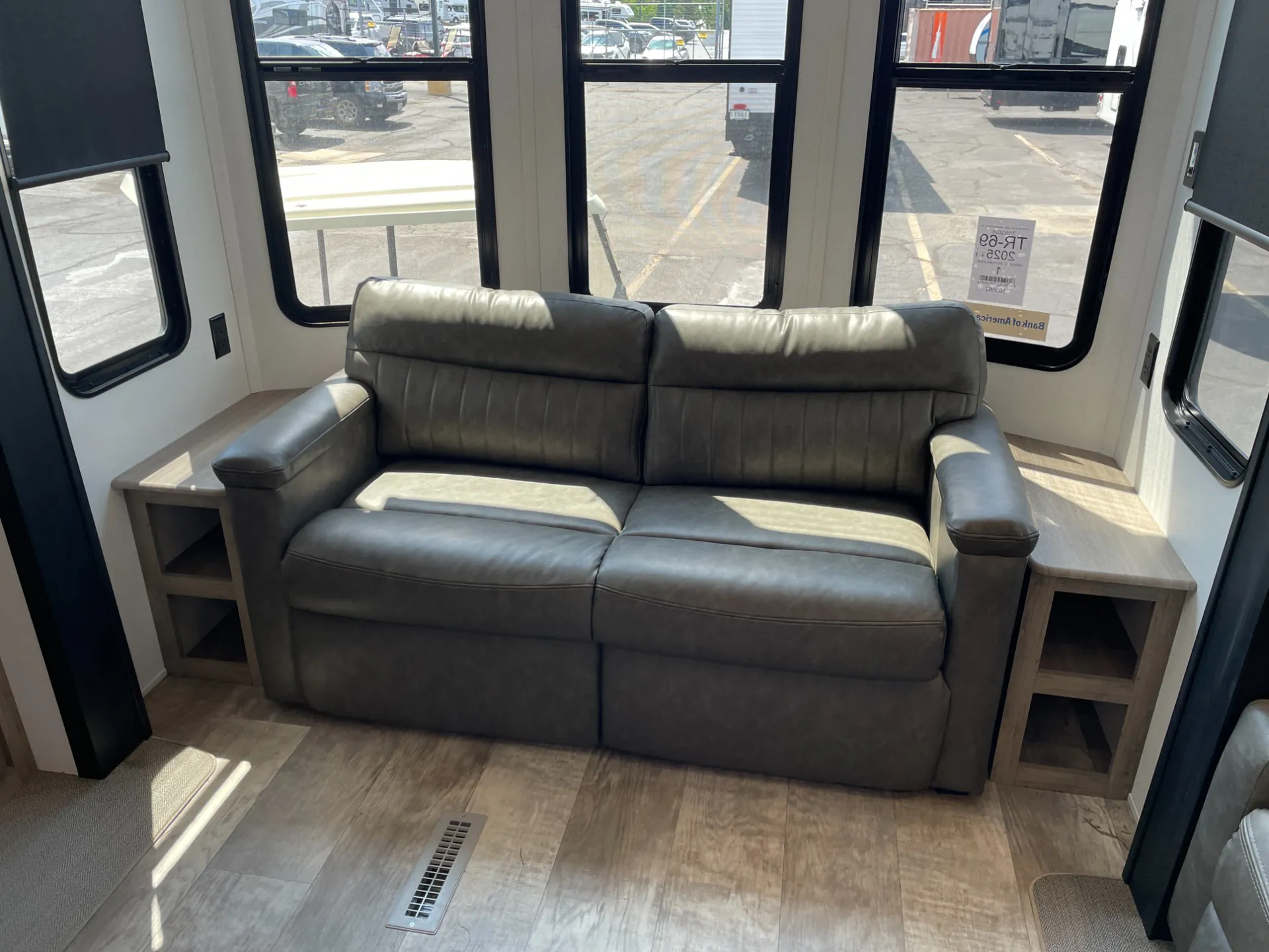 2025 Forest River Puma 402LFT - Photo 4