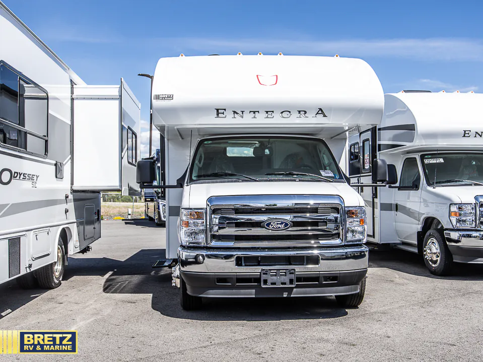2026 Entegra Coach Odyssey SE 20LF - Photo 3