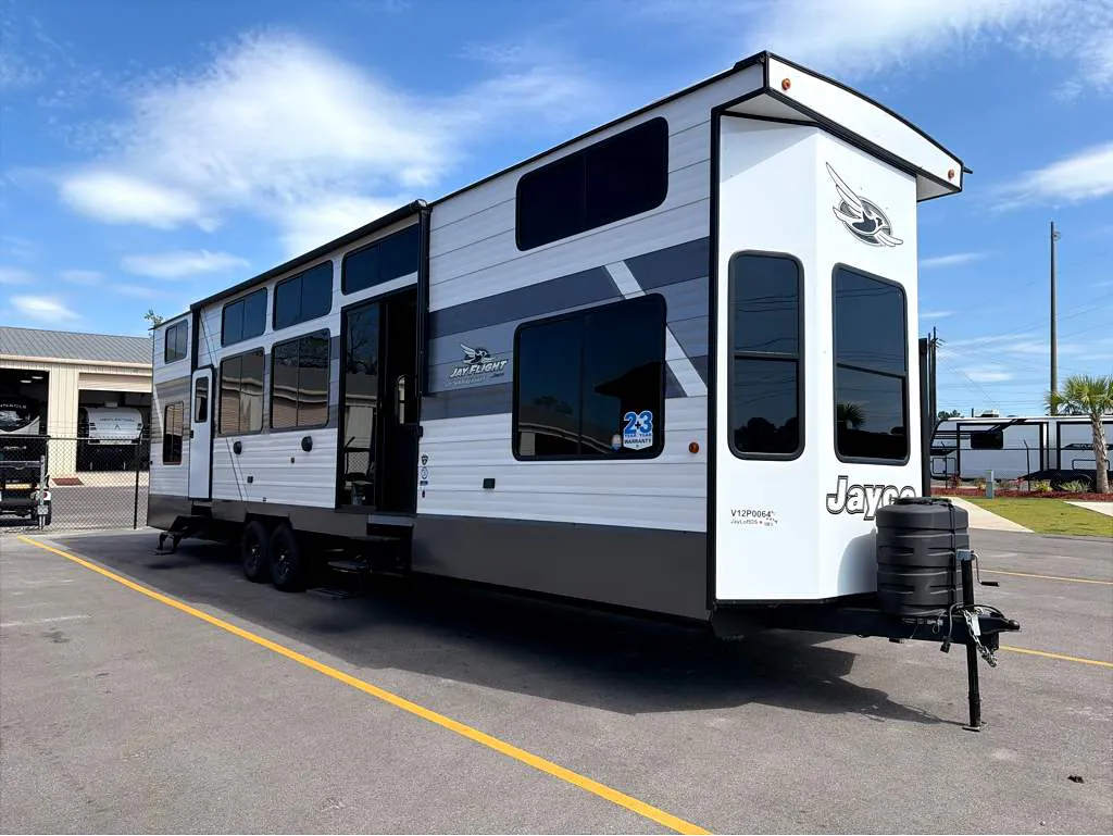 2027 Jayco Jay Flight Bungalow JayLoft
