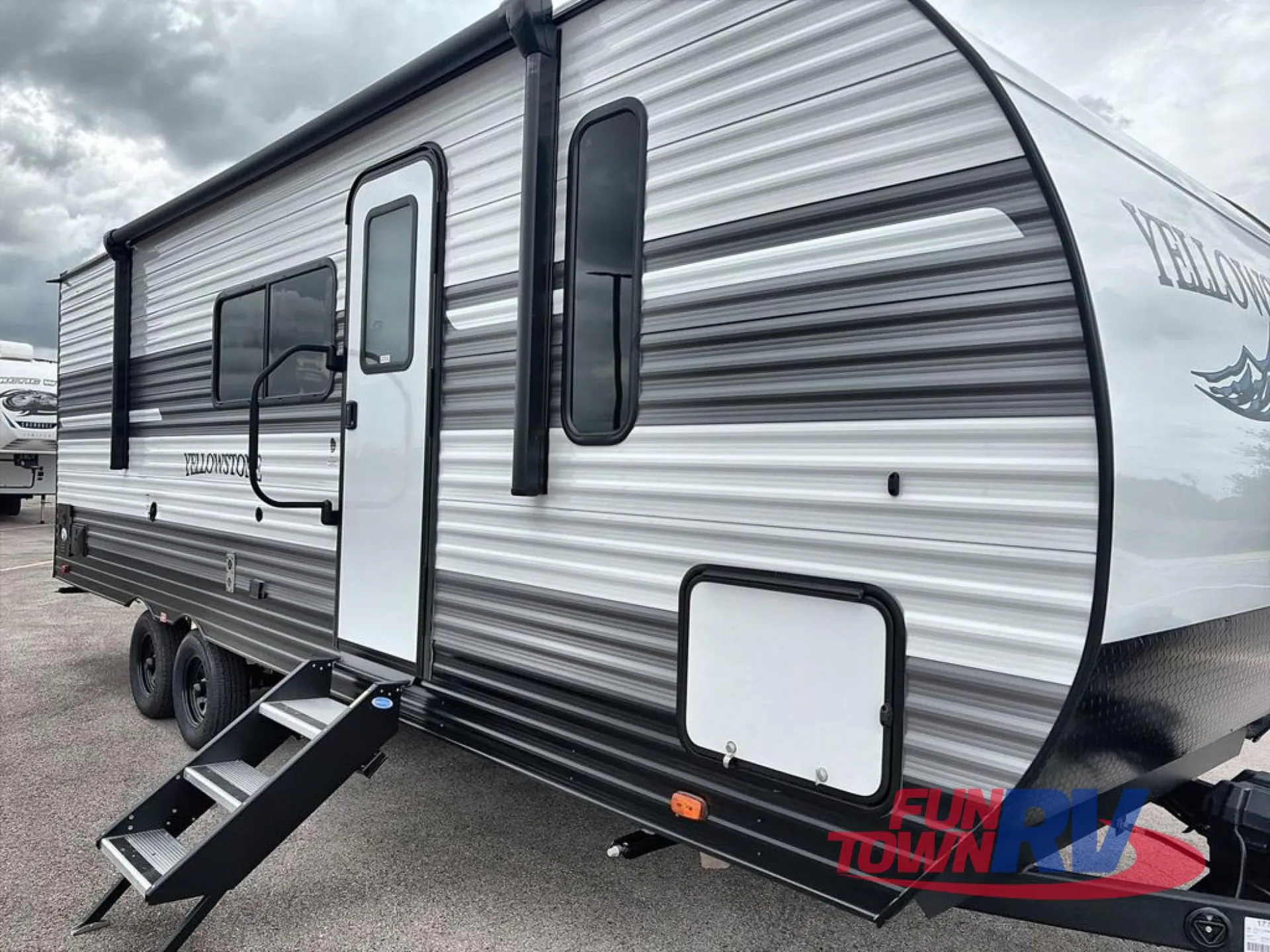 2026 Gulf Stream Yellowstone Classic 257RB - Photo 3