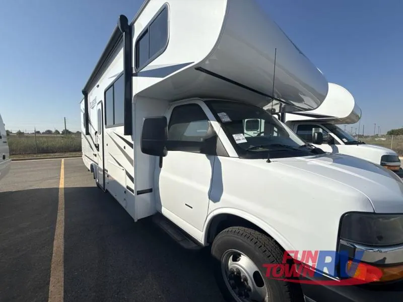 2026 Gulf Stream RV Yellowstone 6280LE - Photo 2