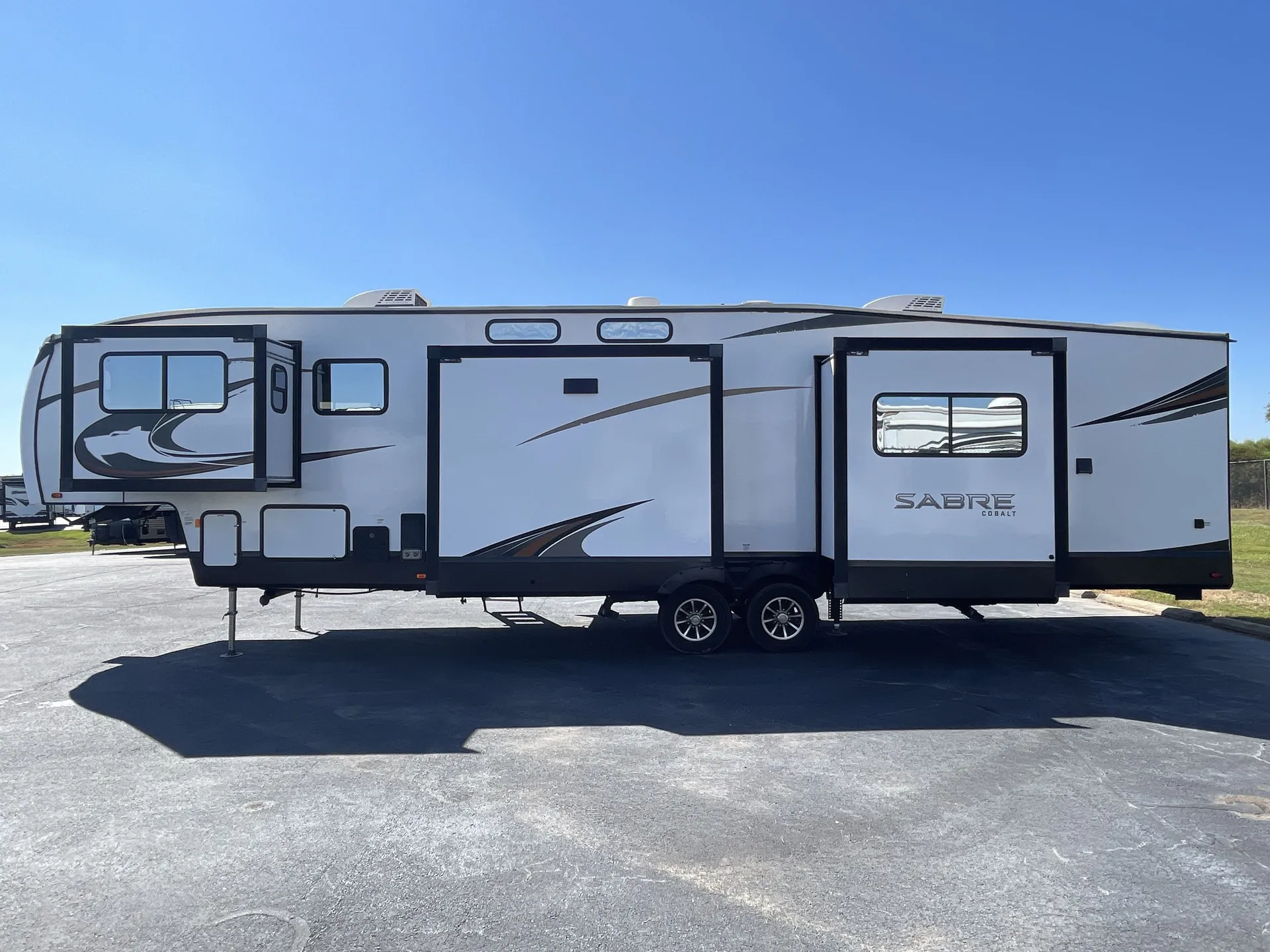 2023 Forest River Sabre 37FLH — off campside