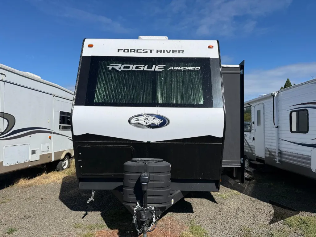 2026 Forest River Vengeance Rogue Armored 26L140, Photos photo 3