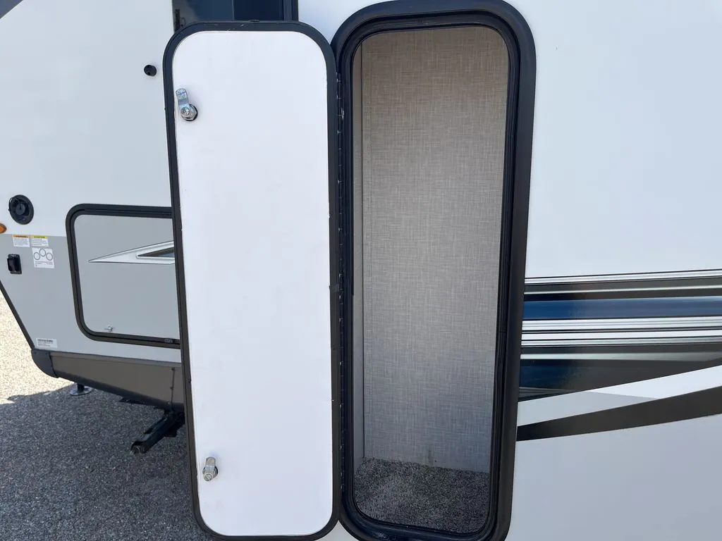 2022 Forest River Flagstaff Micro Lite 25BRDS, Photos photo 40