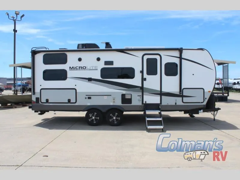 2023 Forest River Flagstaff Micro Lite 25BRDS - Photo 2