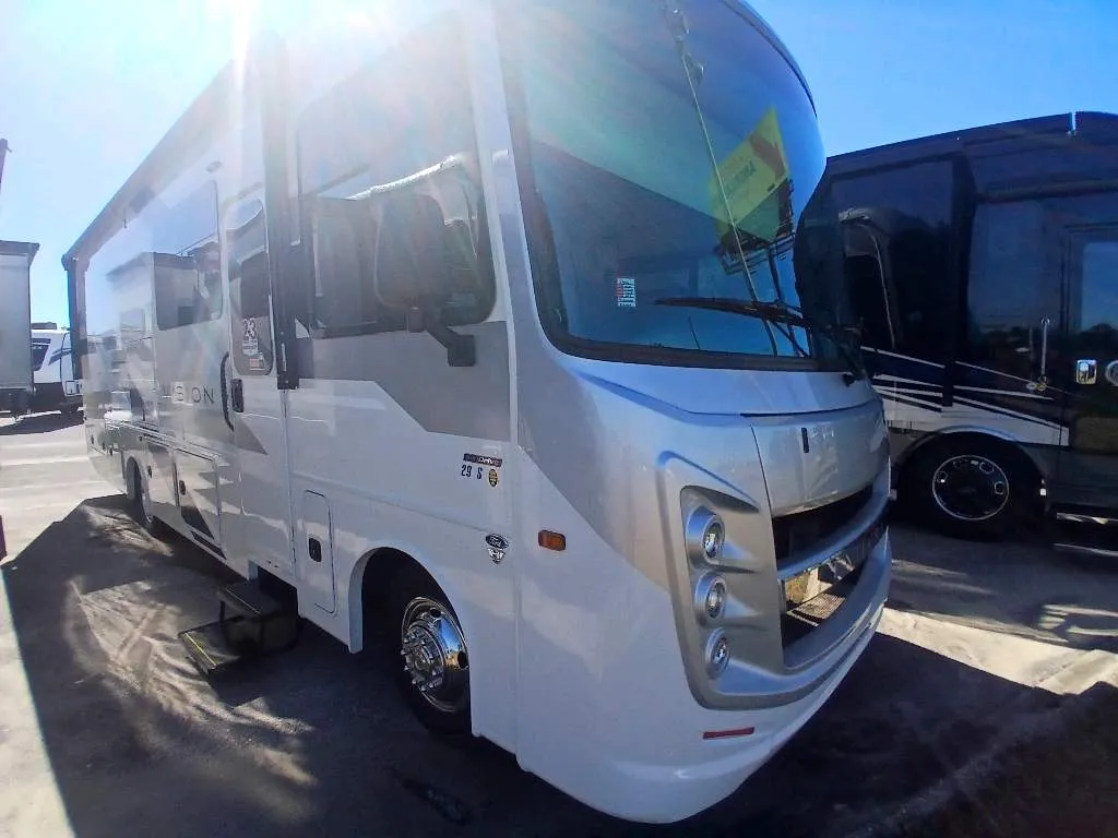 2026 Entegra Coach Vision 29S - Photo 2