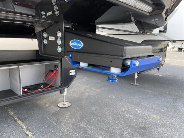 2025 Jayco North Point 381CKRE - Photo 4