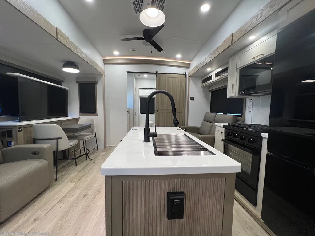 2027 Forest River Rockwood Signature 403SDB, Photos photo 10