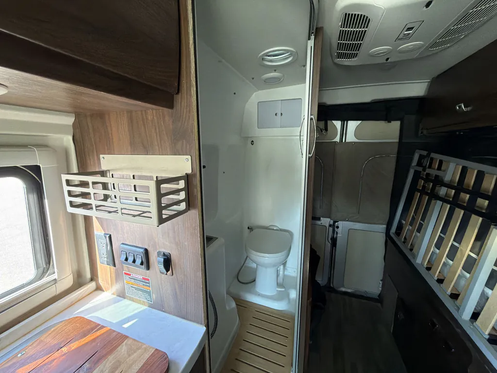 2023 Winnebago Travato 59G, Photos photo 15