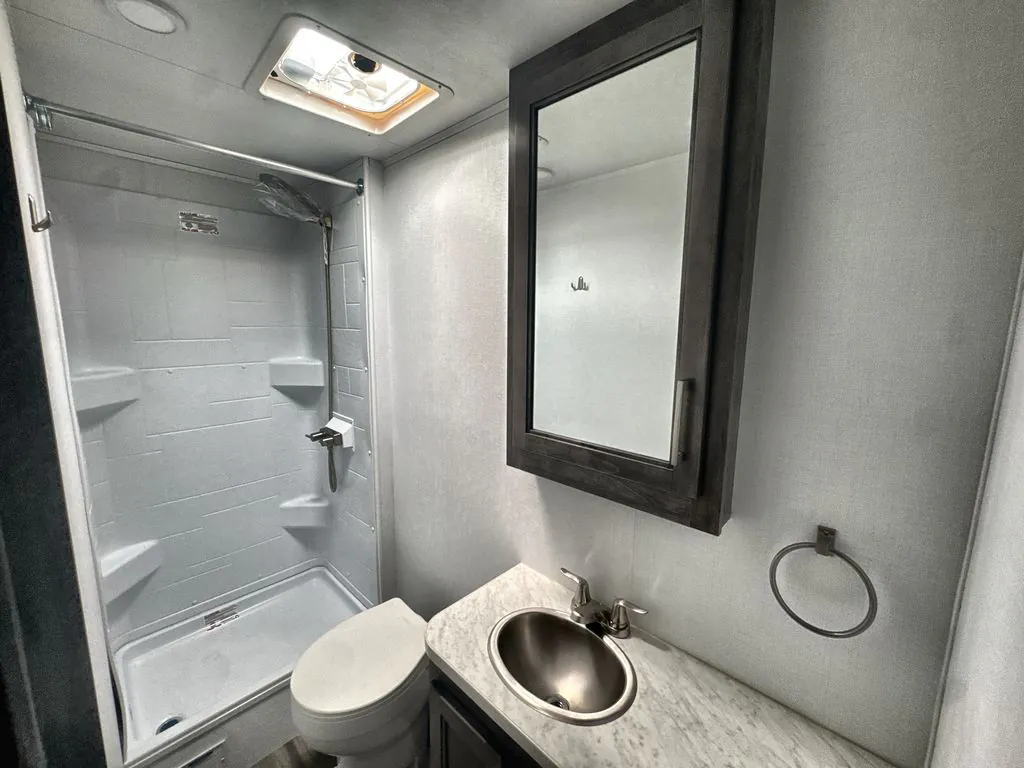 2026 Jayco Redhawk SE 22EF, Photos photo 9