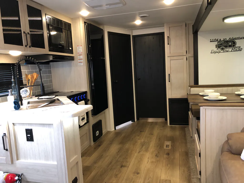 2027 Forest River Puma 32BHQS, Photos photo 10