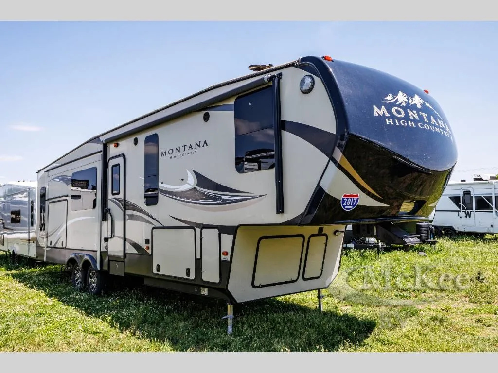 2017 Keystone RV Montana High Country 345RL - Main photo