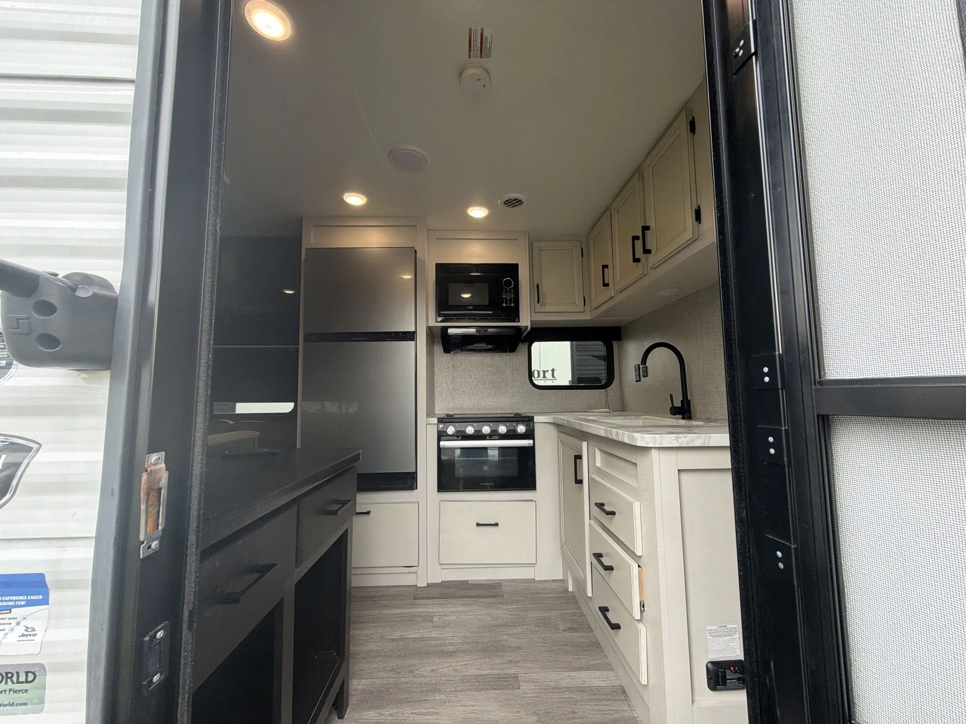 2023 Jayco Jay Flight 274BH - Photo 4