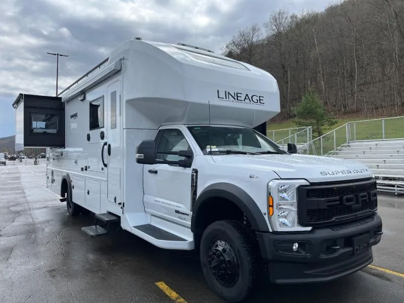2026 Grand Design Lineage Series F 31ZW - Photo 2