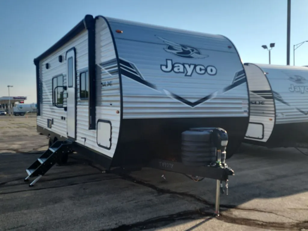 2025 Jayco Jay Flight SLX 225MLS - Photo 2