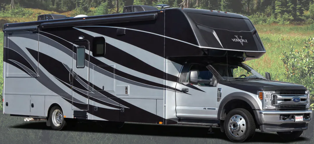 Renegade RV Veracruz 35FWS exterior