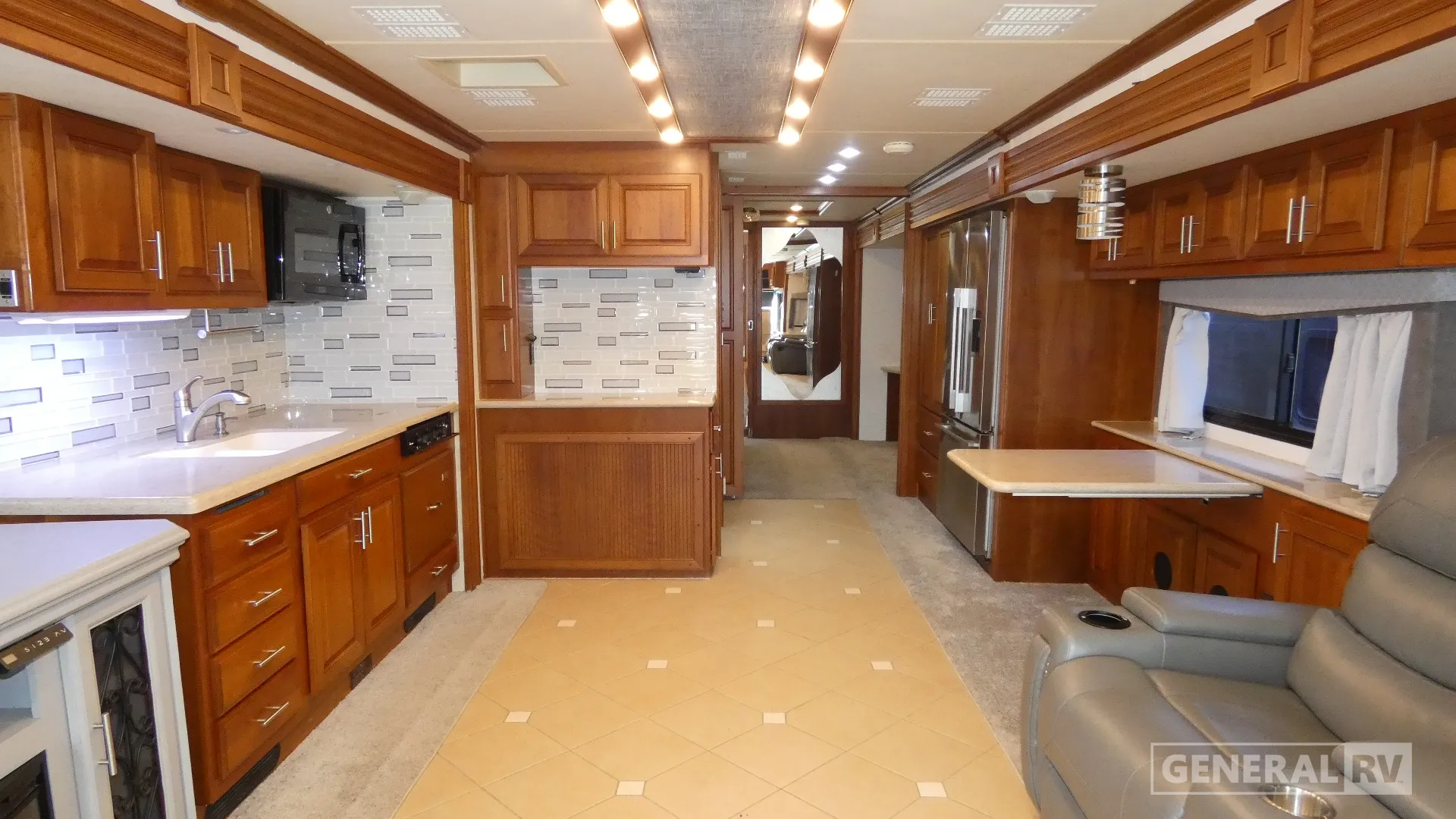 2009 American Coach American Allegiance 42G - Photo 3
