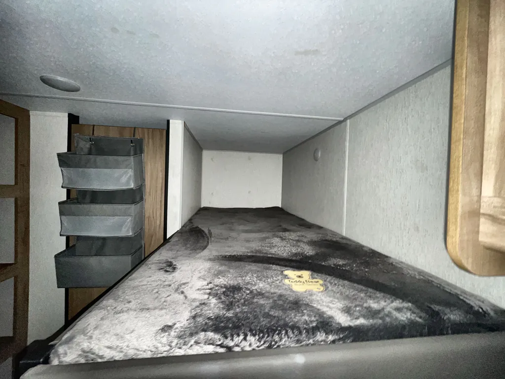 2024 Forest River Cherokee Wolf Den 16EV, Photos photo 8