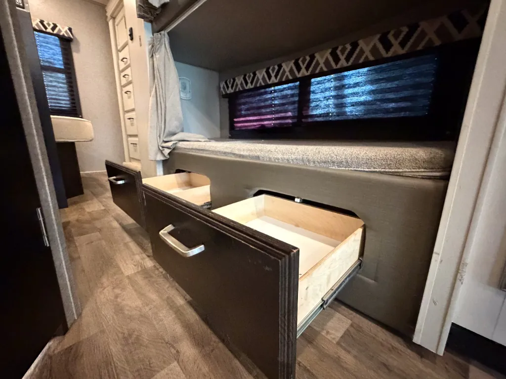 2021 Jayco Redhawk 31F - Photo 4