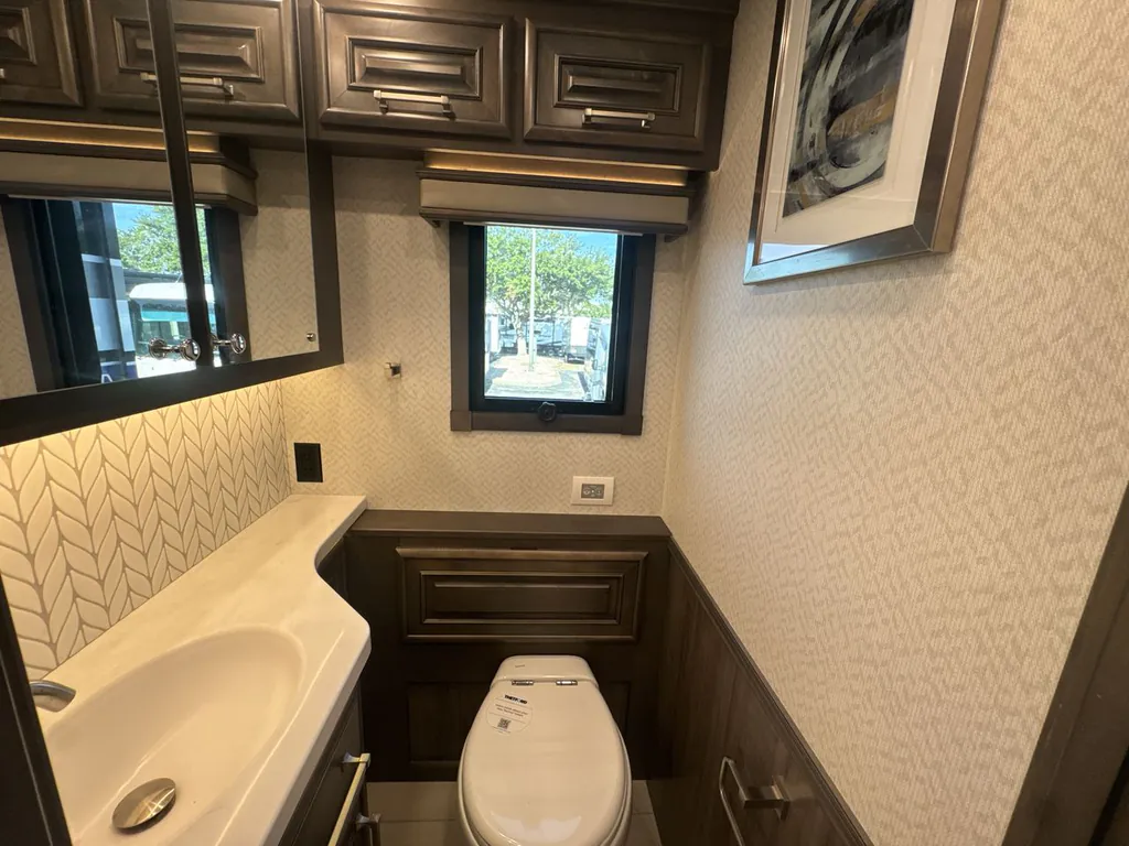 2026 Entegra Coach Aspire 44D, Photos photo 21