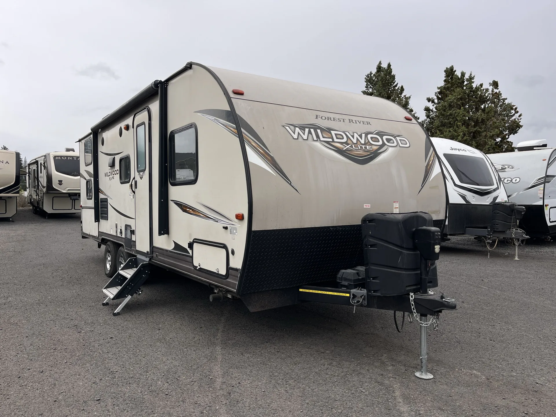 2019 Forest River Wildwood X-Lite 243BHXL