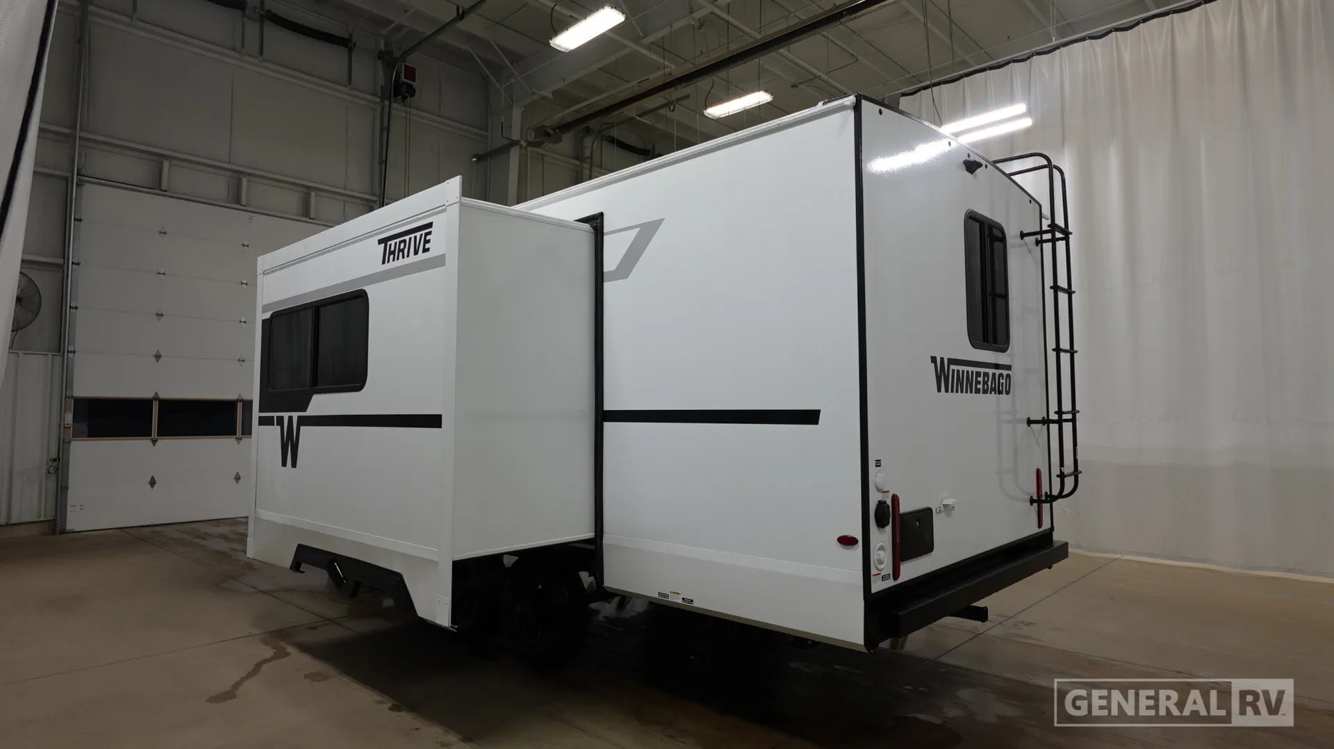 2026 Winnebago Thrive 22RBS - Photo 4