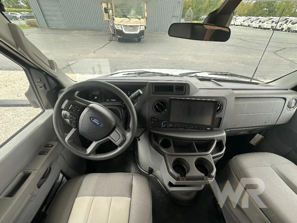 2027 Forest River Sunseeker 3150S, Photos photo 11