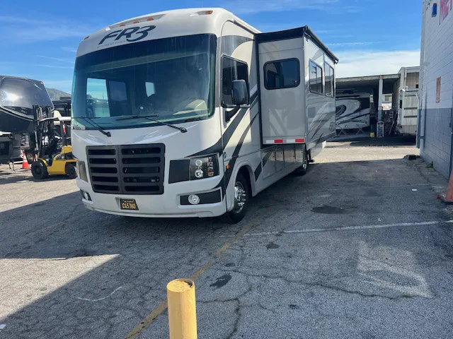 2016 Forest River FR3 30DS, Photos photo 4
