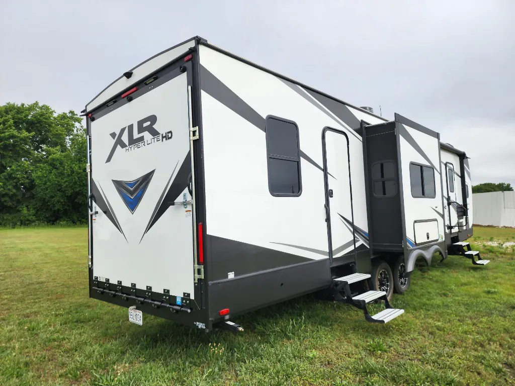 2021 Forest River RV XLR Hyper Lite 3310 - Photo 4
