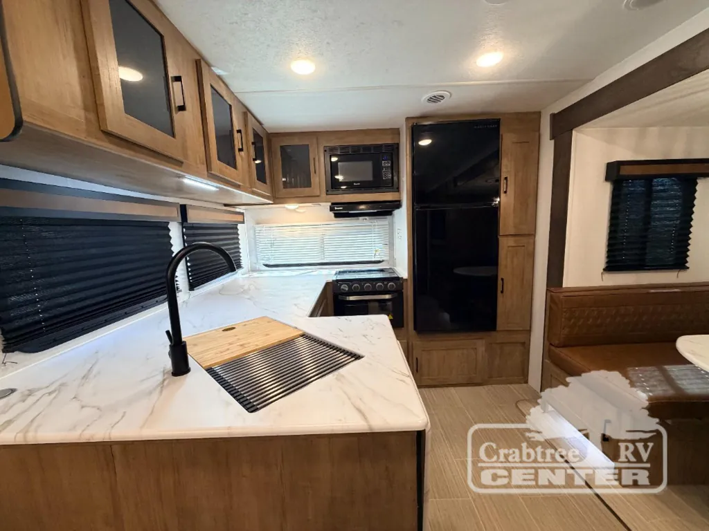 2024 Coachmen Freedom Express Ultra Lite 274RKS, Photos photo 11