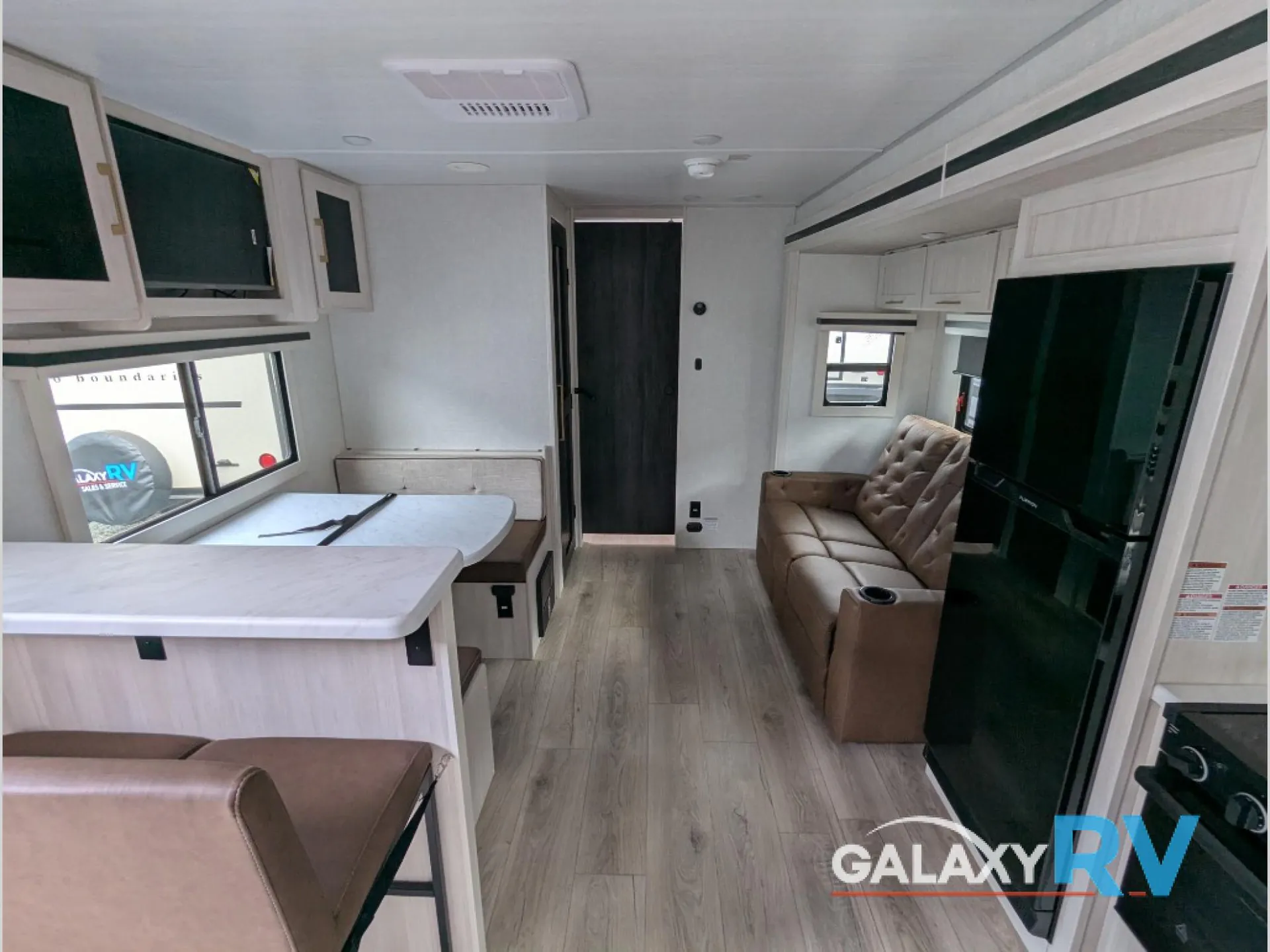 2026 Forest River Surveyor Legend 265RBLE — Photo 5