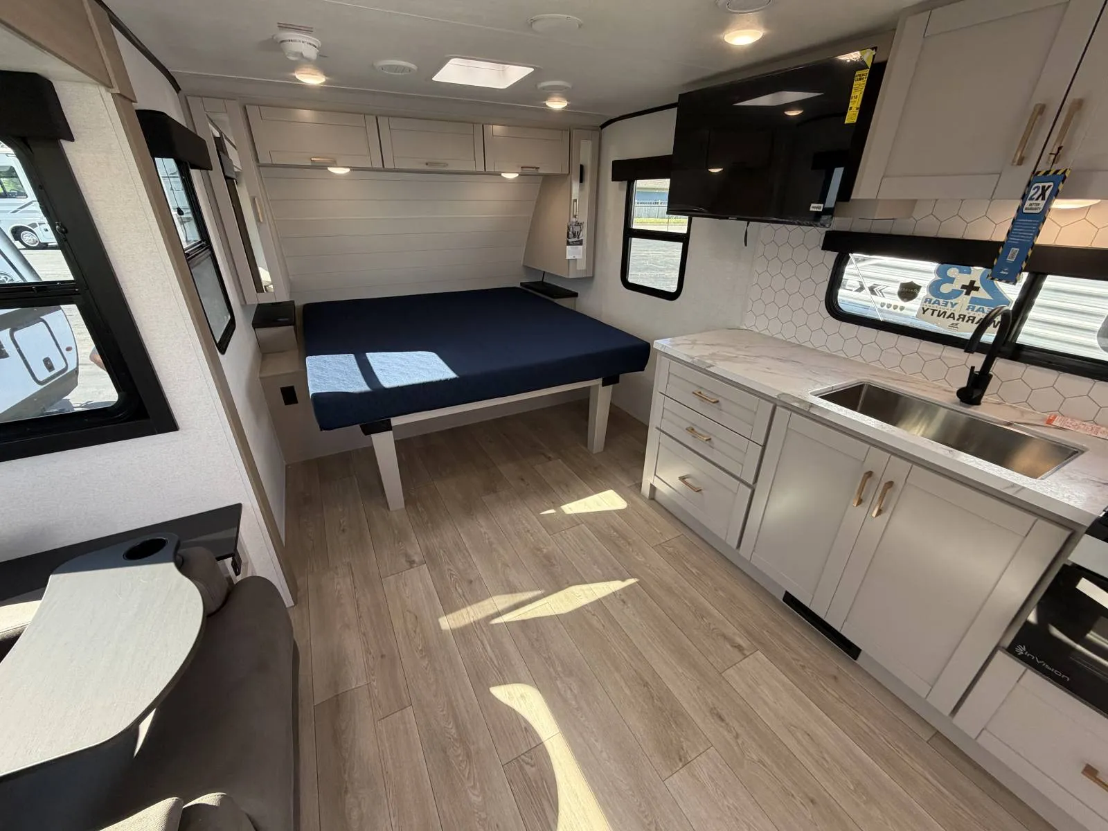 2027 Jayco Jay Feather 18RBF - Photo 4
