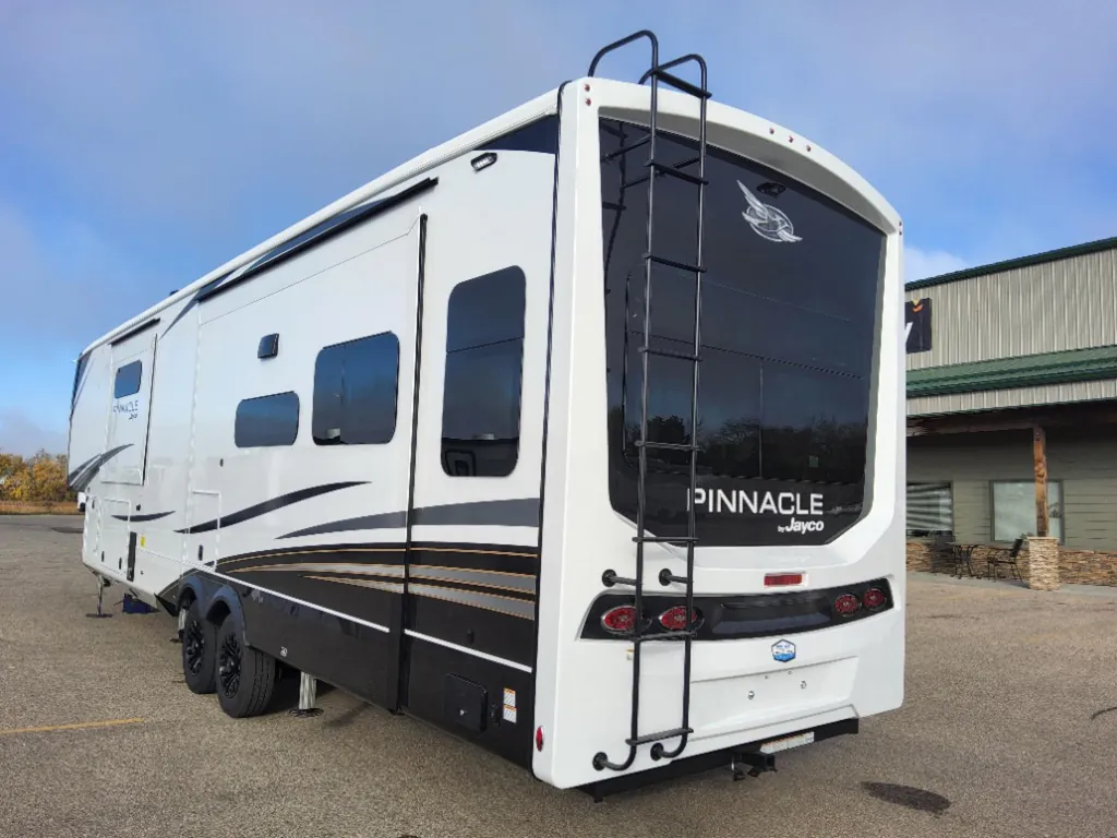 2026 Jayco Pinnacle 36FBTS, Photos photo 6