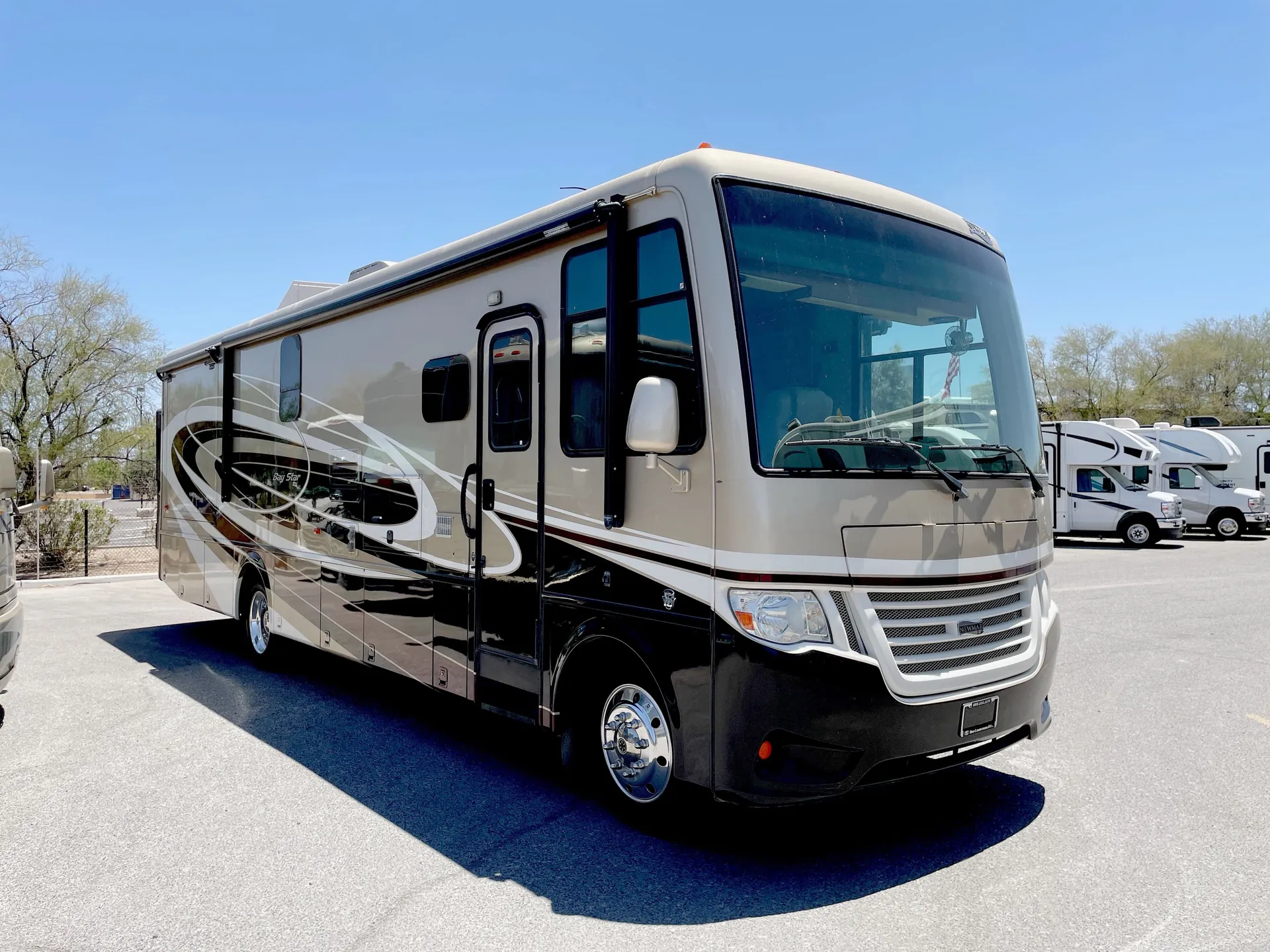 2017 newmar Bay Star 3401 - Photo 2