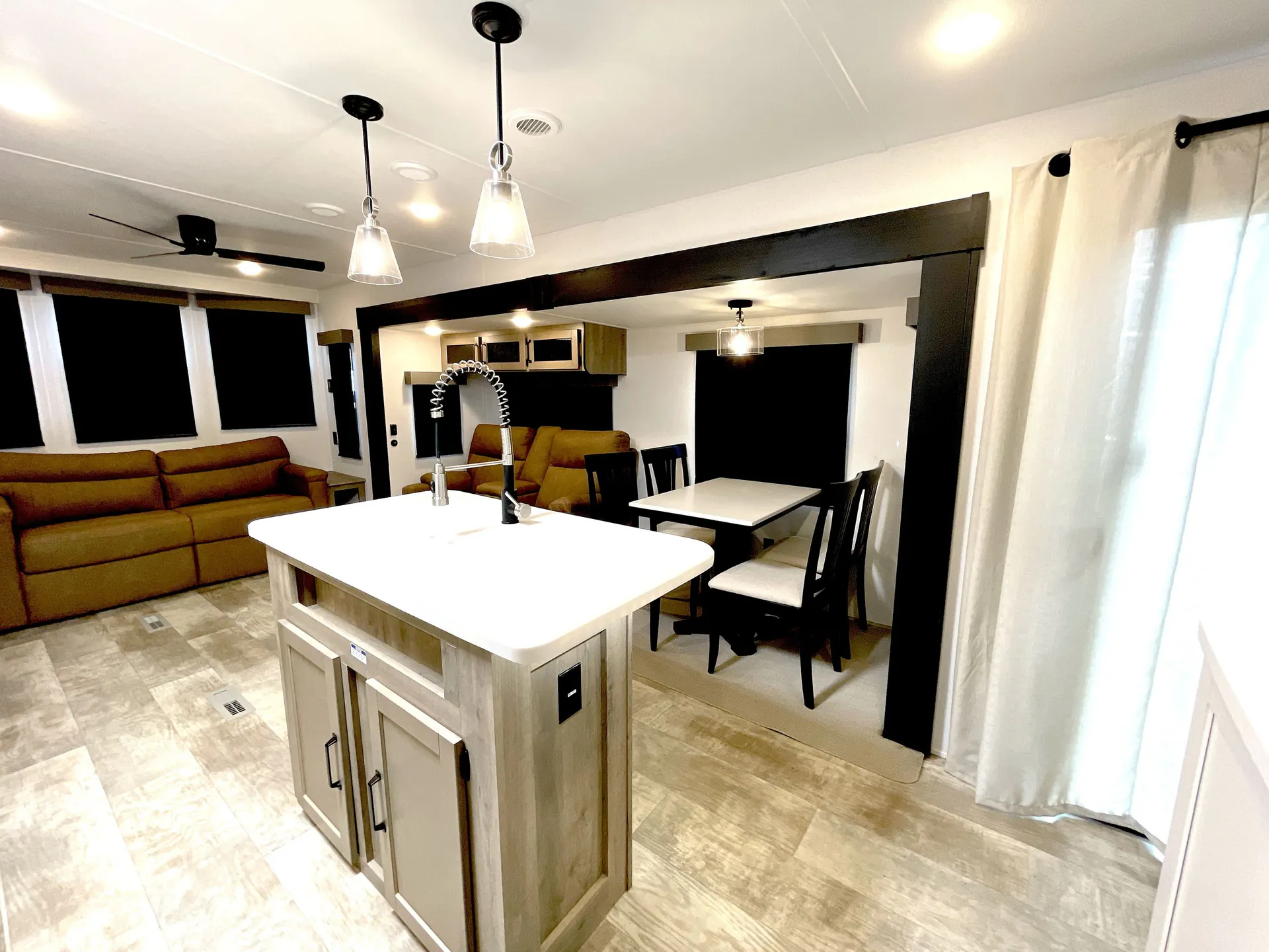 2025 Forest River Puma Vista 37PFL — living area main