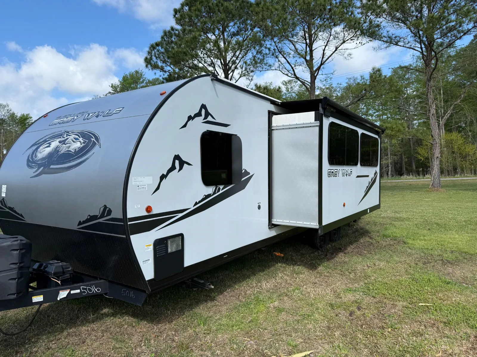 2023 Forest River Cherokee Grey Wolf Black Label 26DBHBL - Photo 4