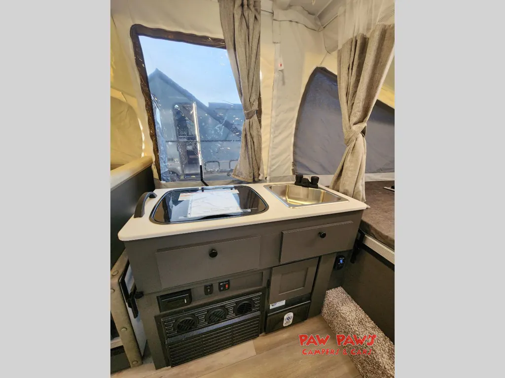 2027 Forest River Rockwood Freedom 2380FT, Photos photo 12