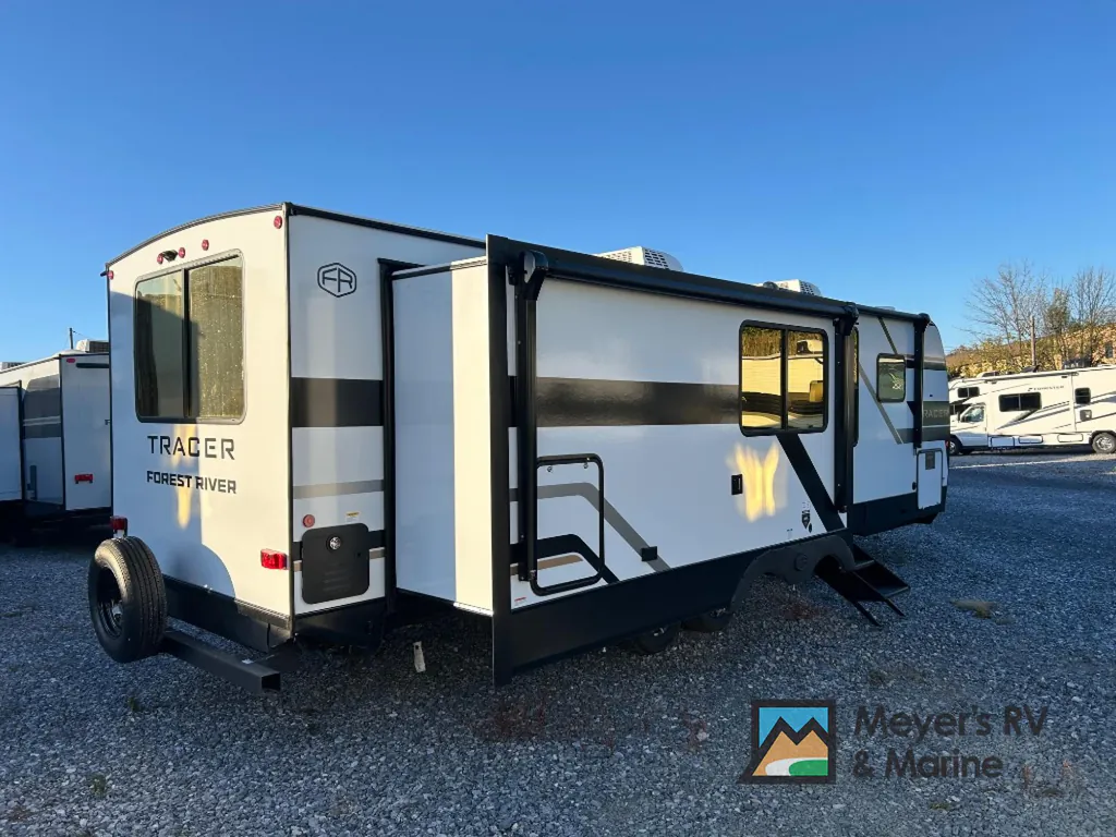 2027 Forest River Tracer 286RL, Photos photo 4