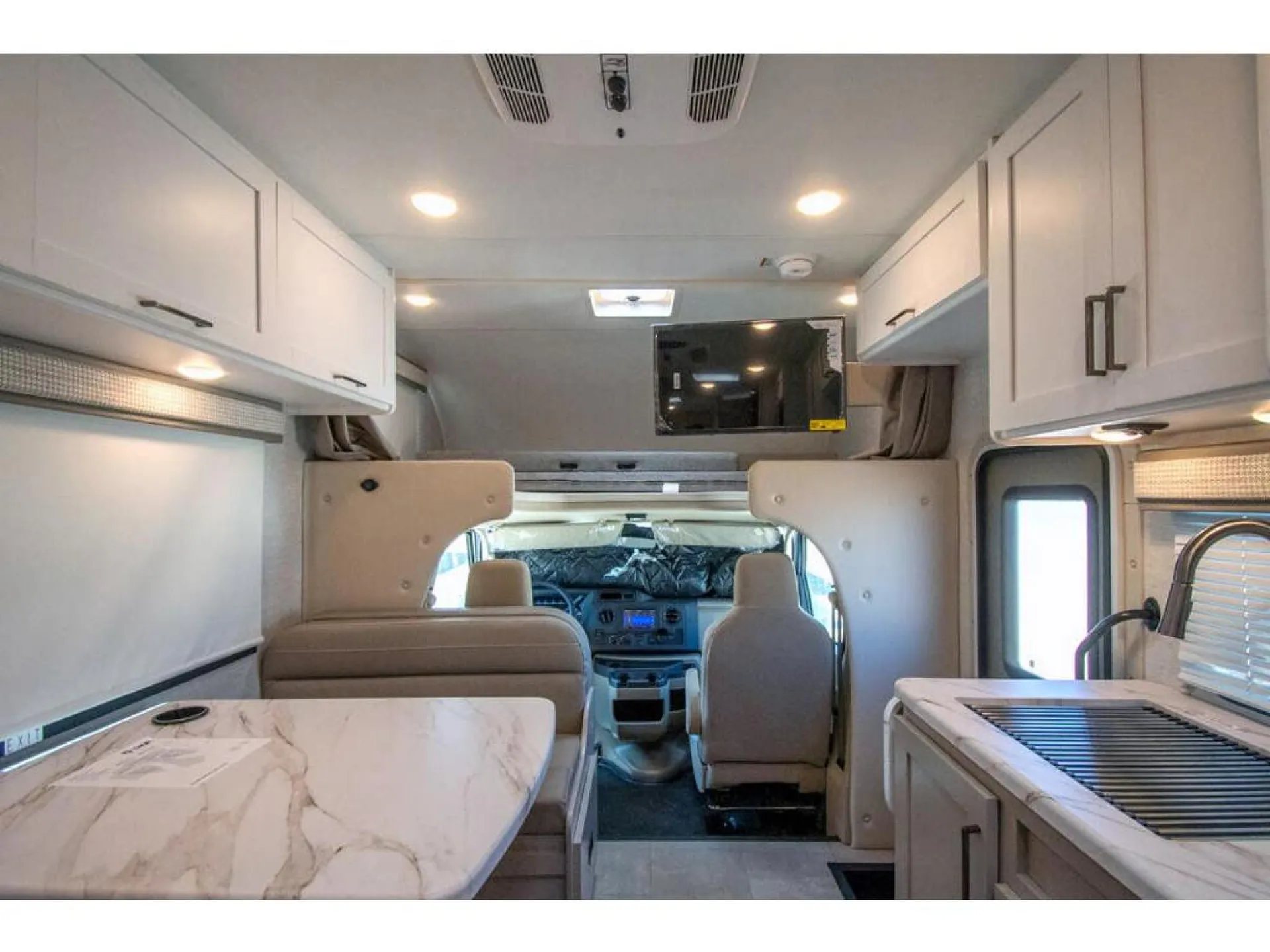 2026 Thor Motor Coach Quantum LZ22 - Photo 3