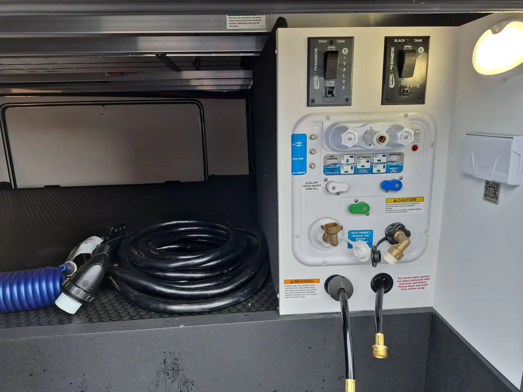 2026 Brinkley Model Z 3600, Photos photo 14