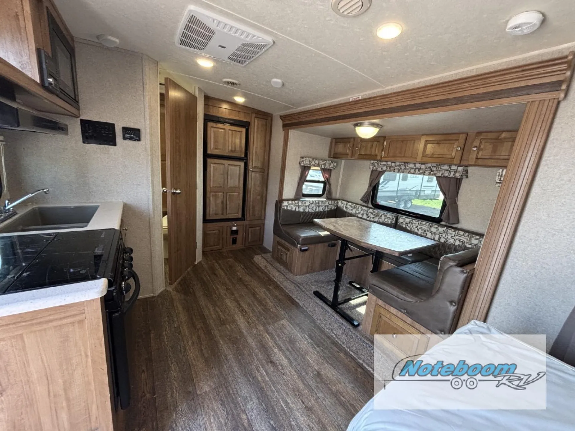 2018 Forest River Rockwood Mini Lite 2104S - Photo 4