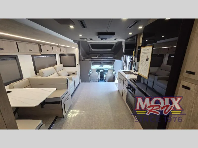 2026 Grand Design Lineage Series F 31ZW - Photo 4