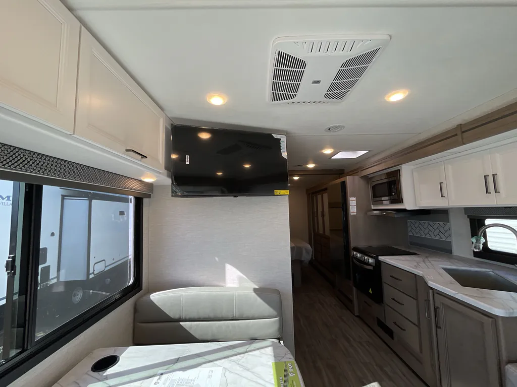 2026 Thor Motor Coach Freedom Traveler A29, Photos photo 9