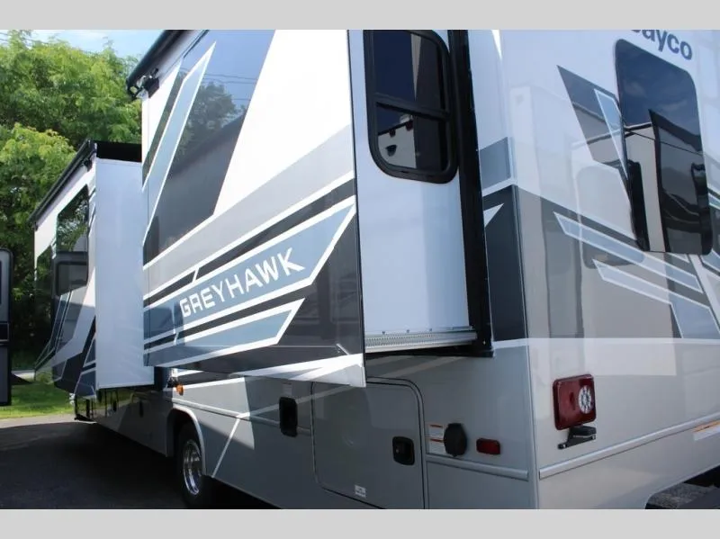 2026 Jayco Greyhawk 29MV - Photo 4